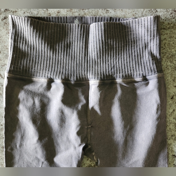 NWOT Free People Good Karma high rise leggings gray - Picture 6 of 10